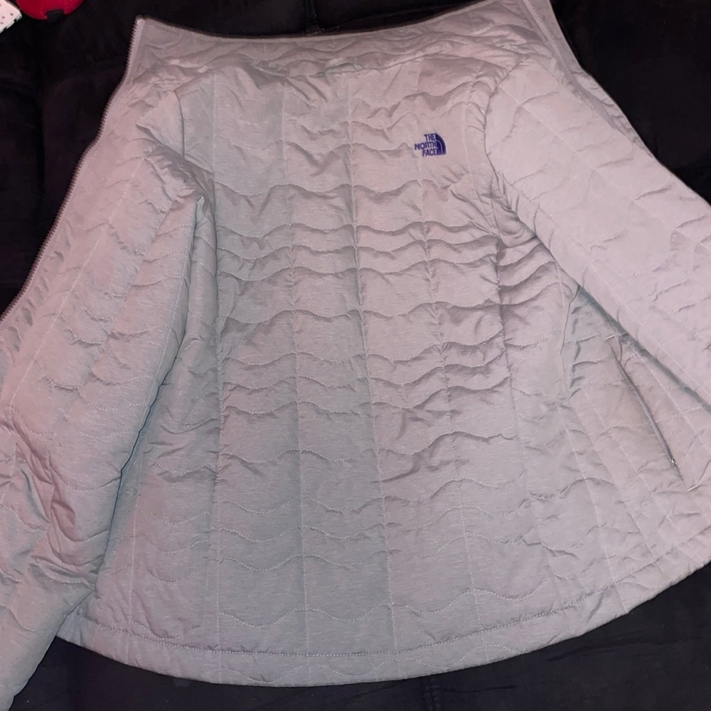 Womens North Face puffer jacket